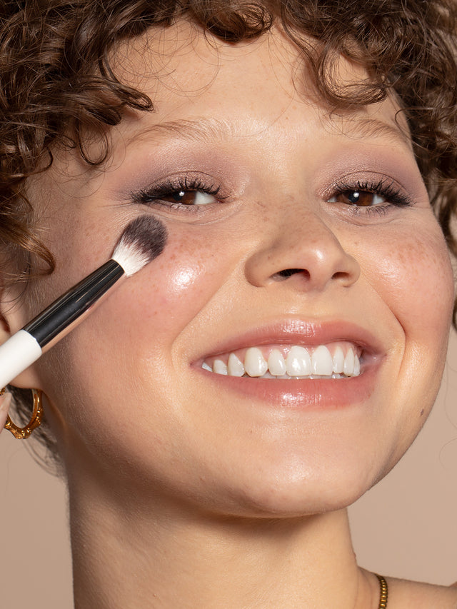 Blending Brush | Fresh Daily Favorite