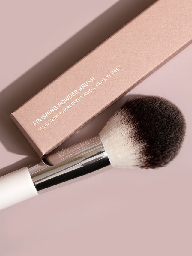 Finishing Powder Brush | Fresh Daily Favorite